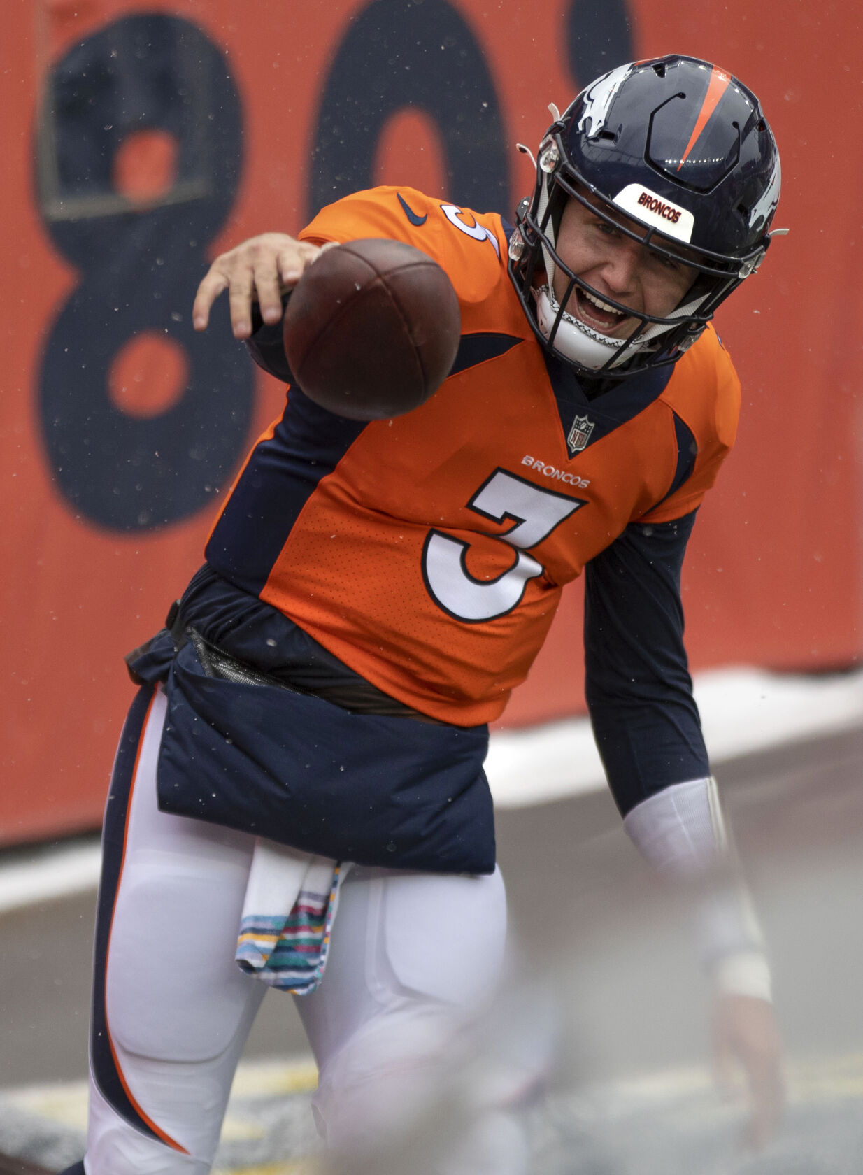102620-s-broncos 08.jpg